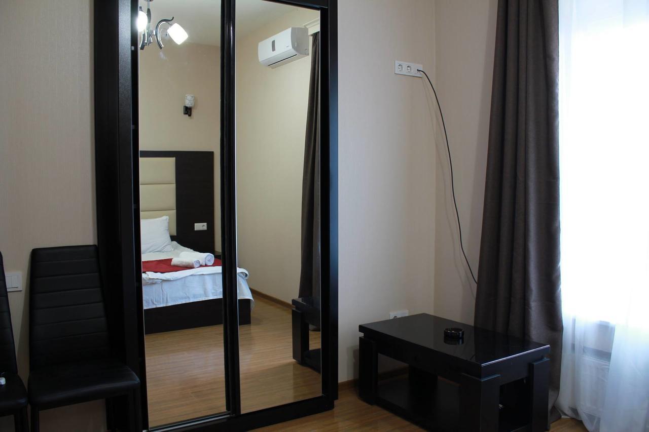 Hotel White Neptun Georgia Tbilisi ภายนอก รูปภาพ