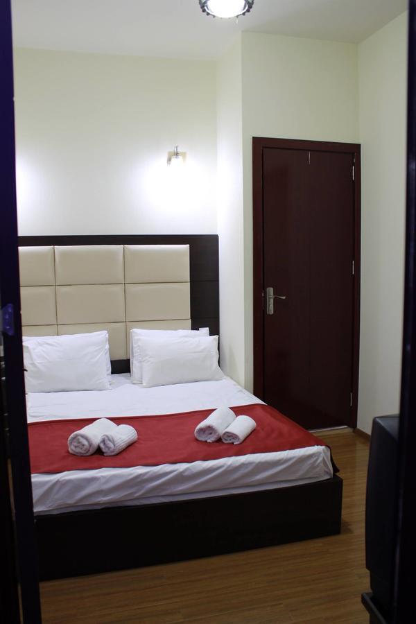 Hotel White Neptun Georgia Tbilisi ภายนอก รูปภาพ