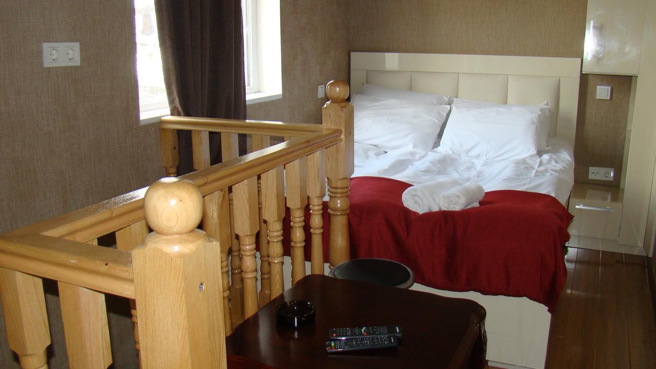 Hotel White Neptun Georgia Tbilisi ภายนอก รูปภาพ